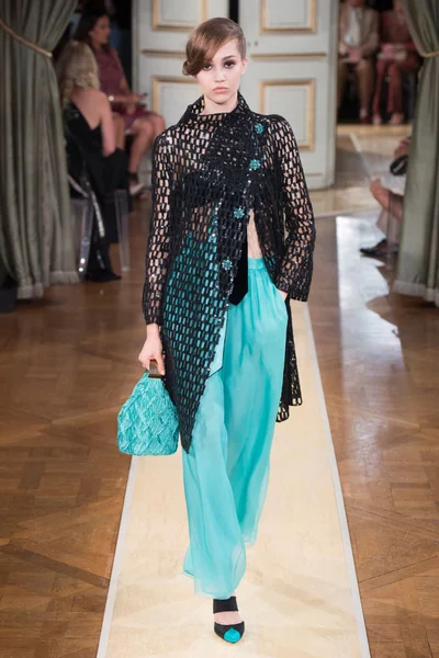 Look 62